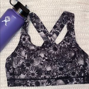 Lululemon 10 Black White All Sport Bra Flowabunga